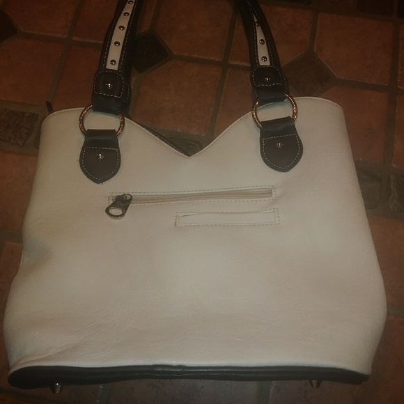 Rustic Couture Handbag - Picture 2 of 4